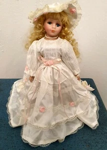 Künstlerpuppe Porzellanpuppe Doll 35 cm Sammler Rarität Vintage - Bild 1 von 11