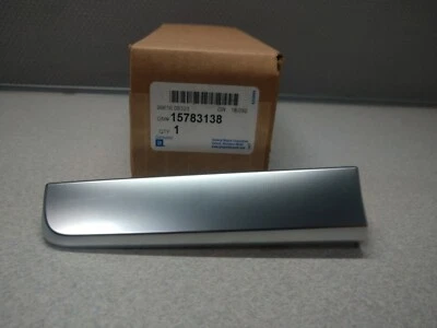 2006 SSR Center Dash Satin Trim 15783138 New GM NOS - Image 1 of 2