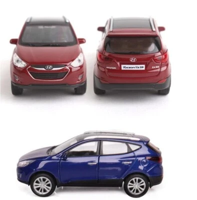 现代图森 IX35 迷你压铸汽车 1: 38 比例红色/蓝色收藏品 — 第 1/4 张图片