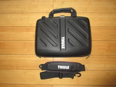 Bolsa para laptop Thule estojo rígido 3 compartimentos com alça de ombro para 13 polegadas - Imagem 1 de 4