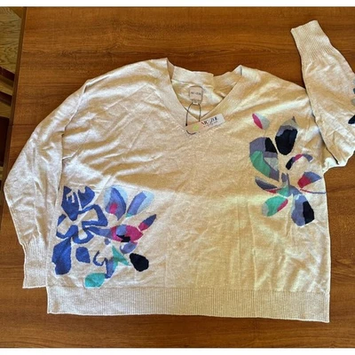 NIC+ZOE Women's Sweater V-Neck Floral Print Knit Pullover Top NWT - Image 1 of 4