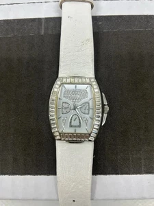 GUESS SILVER,CRYSTALS,WHITE LEATHER BAND,MULTIFUNCTION DIAL WATCH-W18532L2 - Bild 1 von 3