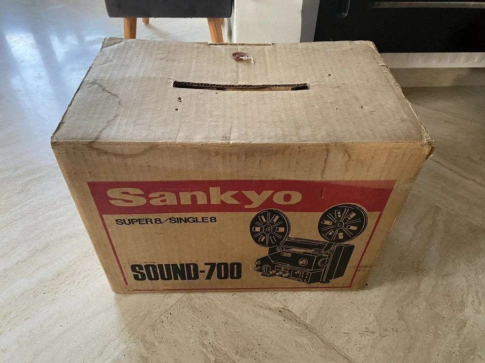 Sankyo Sound 700 Super 8 et Single 8 Fonctionne (ampoule À Changer) - Photo 1/4