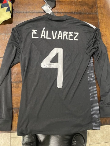 Mexico Jersey Edson Alvarez Utileria S 2019 autographed Cover