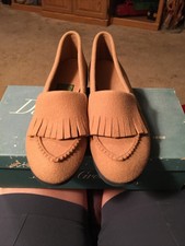 Daniel Green Comfy Slippers 6?- Vintage Shoes