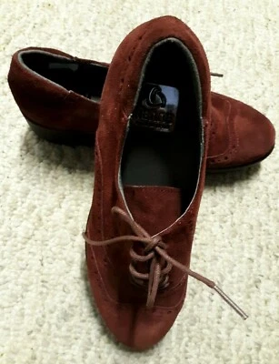 Preciosos Zapatos KANNA Cinabrio CUERO Mujer Talla 38 Negro Suela Cuñas ESPAÑA Foto 1 de 4