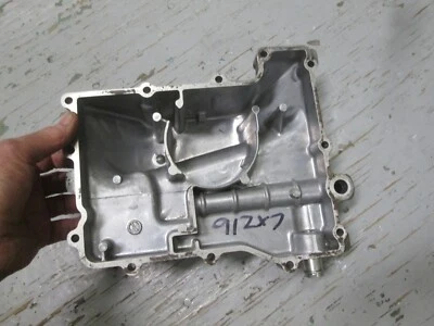 Cacerola de aceite Kawasaki 1991-1992 ZX-7 / ZX-7R NINJA 49034-1094, BUEN ESTADO. Foto 1 de 4