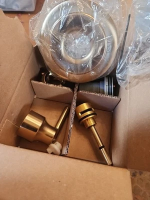 Delta T11859-CZ Trinsic 3-Port Three Funct. Diverter Valve Trim Champagne Bronze - Immagine 1 di 3