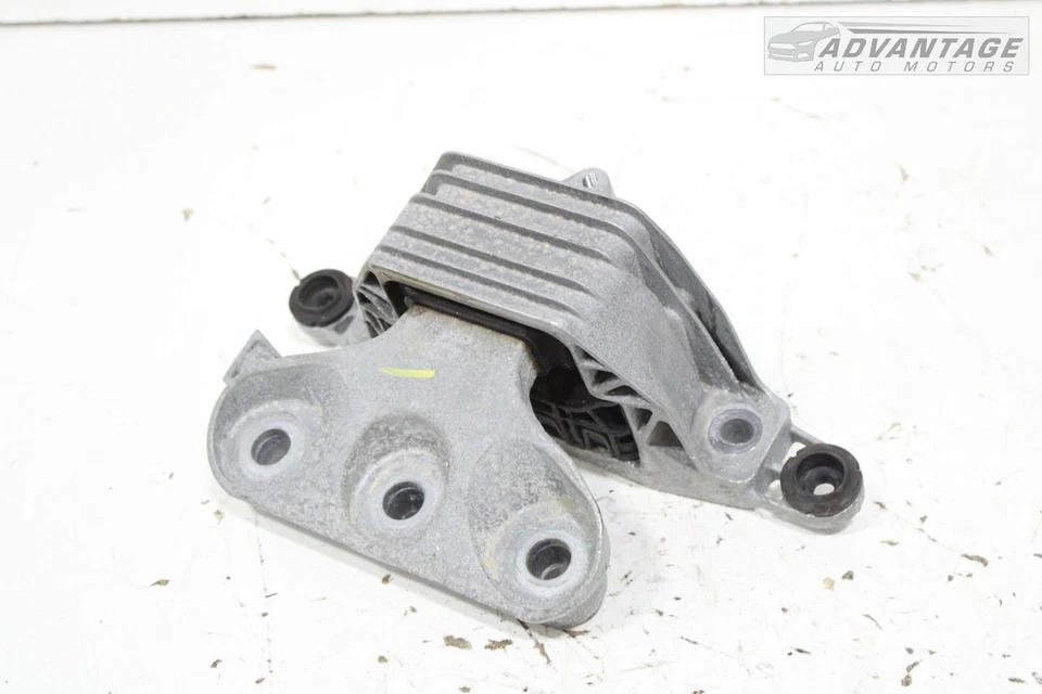 Chevrolet Malibu 2016-2024 1,5 L L L4 motor de gasolina soporte de montaje derecho OEM Foto 1 de 4