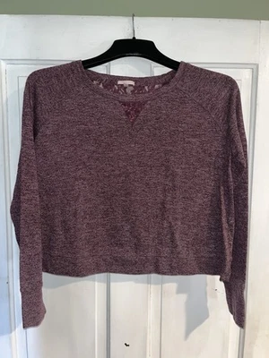 Victoria's Secret фиолетовый свитер с кружевным акцентом. Размер Small. - Изображение 1 из 3