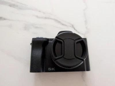 5K Digitalkamera 48MP Digicam 16x Zoom 32GB Speicherkarte 2 Akkus Zubehörpaket - Bild 1 von 4