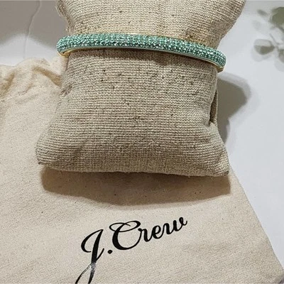 J. Pulsera brazalete Crew verde pavé estrás bisagras tono dorado Foto 1 de 4
