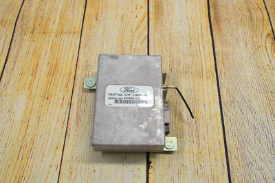 2000 - 2002 年 JAGUAR S 型收音机语音天线控制模块 XW4F-14B284-BC  — 第 1/4 张图片