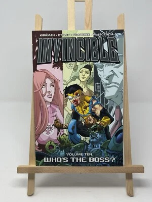 Invincible #10 : The Facts of Life by Robert Kirkman First Printing TPB 2009 - Image 1 of 4