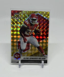 2021 Mosaic Clyde Edwards-Helaire #6 Reactive Yellow Prizm - Picture 1 of 2