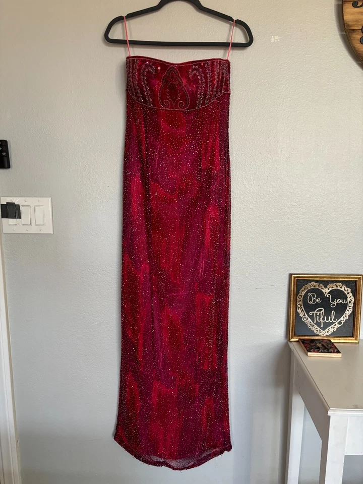 Vestido Cassandra Stone Lentejuelas Rosa Vestido Formal 10 Cuentas de Seda Colorido Foto 1 de 4