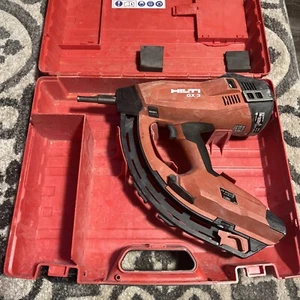 Herramienta de sujeción accionada por gas HILTI GX-3 pistola de clavos con estuche - Imagen 1 de 16