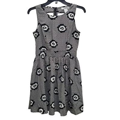 Vestido Pinky Para Mujer Y2K Blanco Negro Retro Floral Lazo Ajuste y Acampanado Sin Mangas Talla S Foto 1 de 4