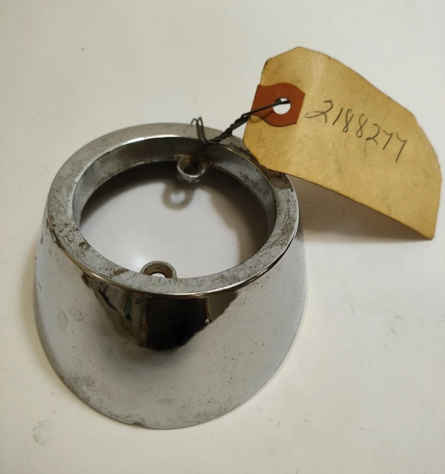 1961 - 1962 道奇 Lancer 左侧停车灯挡板 铬 NOS 2188277 — 第 1/4 张图片