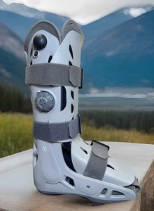 New Aircast AirSelect Elite Large Gray Open Frame Walker Brace and Walking Boot - Picture 1 of 24