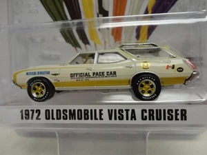 Greenlight 1972 OLDS VISTA CRUISER Gold '72 HOBBY Exclusive 56th 500 PACE CAR - Picture 1 of 3