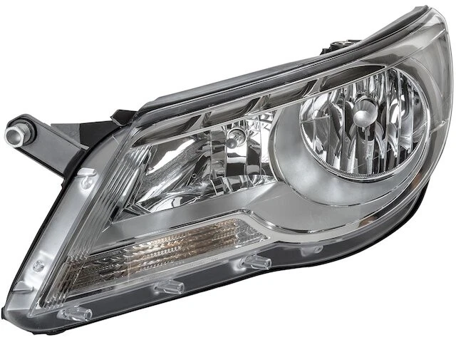 TYC 46XC24M Left Headlight Assembly Fits 2009-2011 VW Tiguan Sport Utility - Imagem 1 de 1