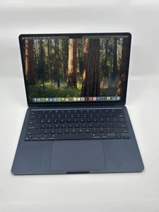 Apple MacBook Air 13.6" 2022 A2681 M2 256GB SSD 8GB RAM 3.5GHz CRACKED SCREEN - Afbeelding 1 van 14