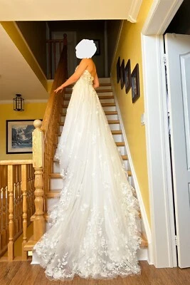 Morilee Fiorella Wedding Dress Size 2 + FREE Essence Of Australia Veil - Image 1 of 4