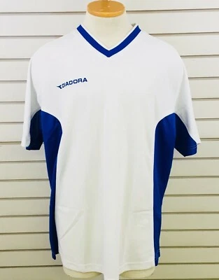 Camiseta deportiva para hombre L Diadora Villa blanca azul real malla laterales cuello en V mangas cortas Foto 1 de 4
