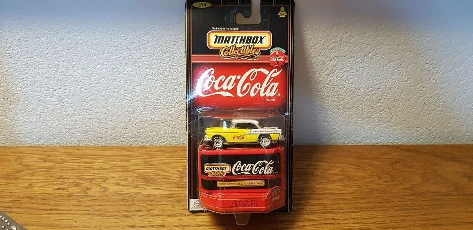 1/64 MATCHBOX COLLECTIBLES COCA COLA 1955 CHEVY BEL AIR HARDTOP   ( CA2  ) - Photo 1/1