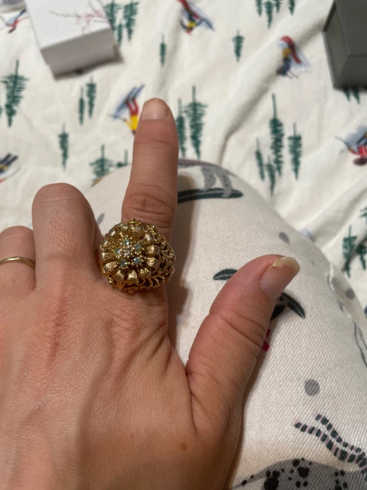 gold plated flower with magnet ring with blue jems - Image 1 of 4