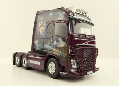 Tekno 70122 - Volvo FH04 Longtrotter XL Show Truck Lettner Trans Star Wars 1:50 - Image 1 of 4