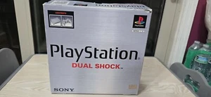 Sony Playstation Dual Shock GAME CONSOLE SCPH-7501/94009 W/Orig Box 2 Controls - Picture 1 of 6