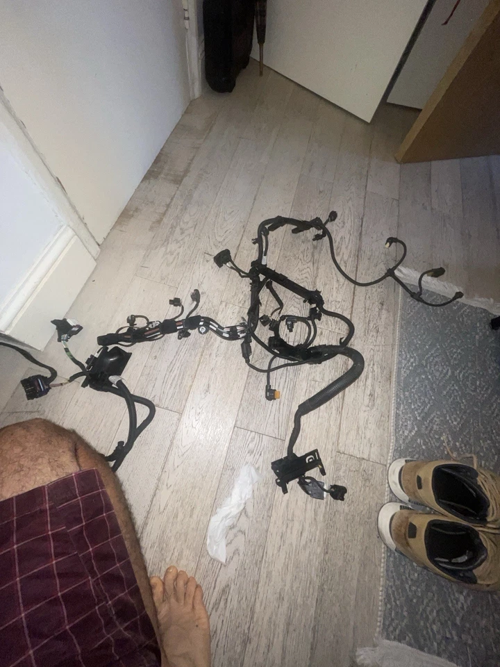 Mini Countryman F60 Engine Wiring Loom Harness 2018-2023 9850704 - Image 1 of 4