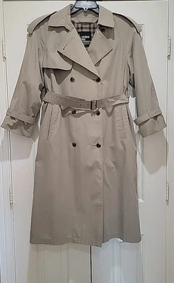 Vintage London Fog Sz 6 P Classic Khaki Double Breasted Trench Coat Plaid Liner - Image 1 of 4