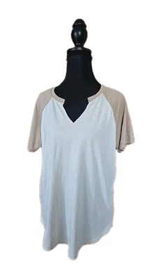 Pre-Owned White Crow White Size Medium T-shirt Womens - Image 1 of 4