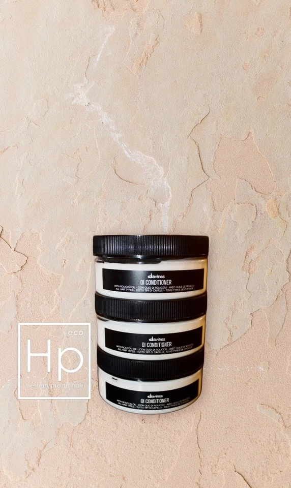 Davines Oi Conditioner 75ml. - Image 1 of 1