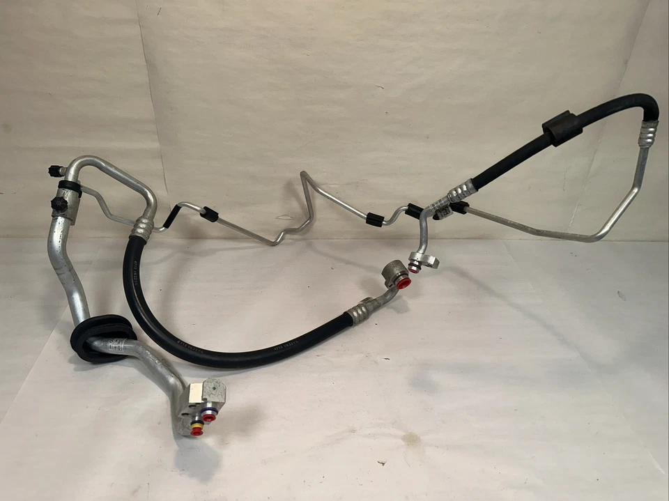 Audi A4 A5 Q5 2010-2017 tubo de aire acondicionado OEM 8T0260707B / 8T0260710F fabricante original Foto 1 de 4