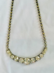 Vintage Cup Chain Graduated Round Clear Rhinestone 15.5" Necklace - Picture 1 of 8