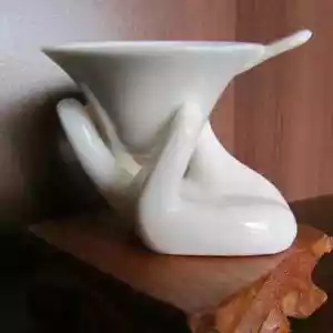 Chinese tea accessories porcelain tea filtration & holder hand shape filter net - Picture 1 of 5