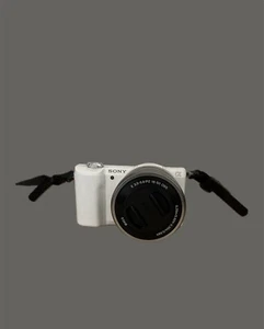 Sony Alpha A5100 24.3MP Digital SLR Camera - White - Picture 1 of 4