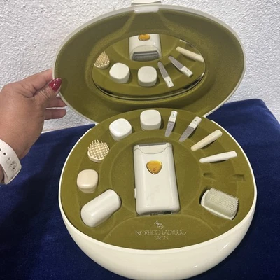 DE COLECCIÓN Phillips Ladyshave Afeitado Eléctrico Años 60/70 Retro Clamshell ¡Belleza Probada! Foto 1 de 4