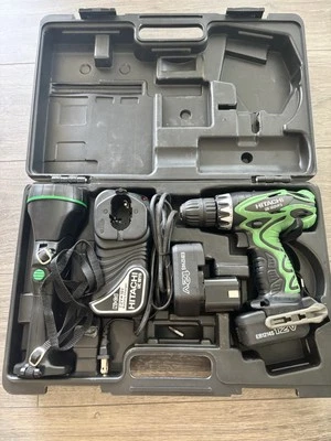 Комплект беспроводной дрели Hitachi с фонариком аккумуляторы зарядное устройство чехол DS12DVF3 SGX - Изображение 1 из 4