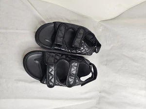 Womens Black Quilted Strap Sandals Size 38 | Fashion Comfort Slides | Unbranded  - Picture 1 of 5