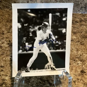 Don Mattingly - Autograph Photo - 4x5 - Yankees - Classic Black & White Auto  - Picture 1 of 3