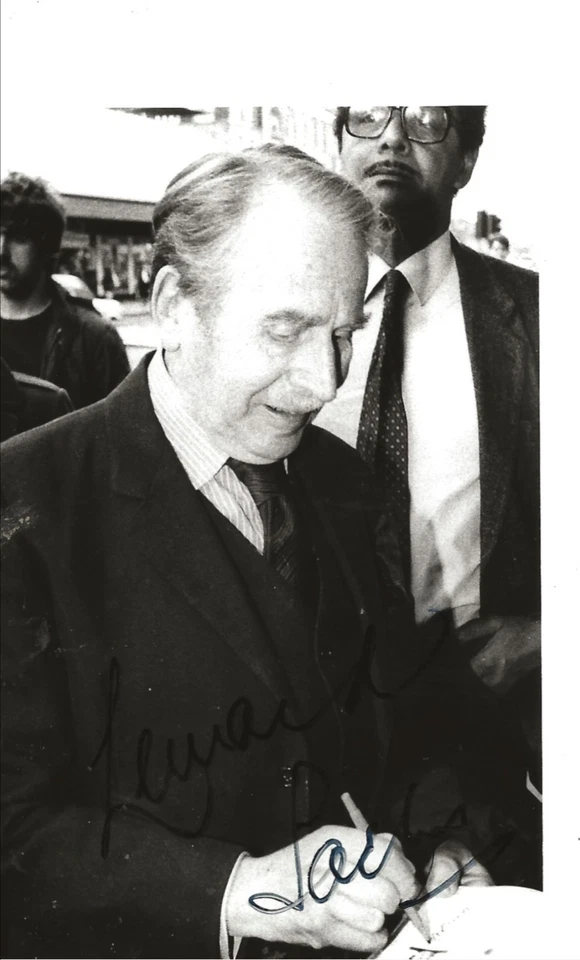 Doctor WHO- " Arc Of Infinity" 1983 Leonard SACHS-As Lord Borusa-Signed  Photo - Image 1 of 1