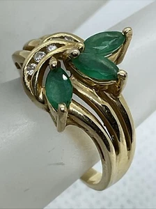 BEAUTIFUL Solid 14K Yellow Gold Marquise Cut Emeralds & Diamonds Ladies Ring 4gr - Picture 1 of 24