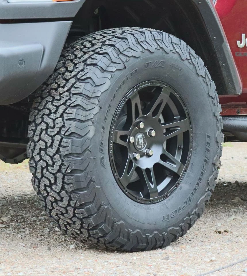 Kompletträder 17" + TÜV-Teilegutachten passend für Jeep Wrangler JL Sahara Sport - Bild 1 von 4