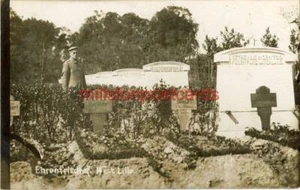 REAL PHOTO WW1 POSTCARD GERMAN HONOUR CEMETERY EHRENFRIEDHOF, WEST LILLE, FRANCE - Picture 1 of 2
