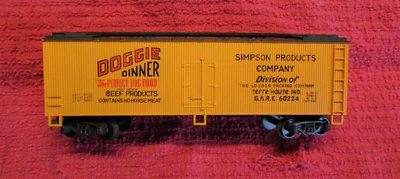 AHM, Doggie Dinner Simpson Products Company 60224 HO refrigerador el alimento perfecto para perros Foto 1 de 4